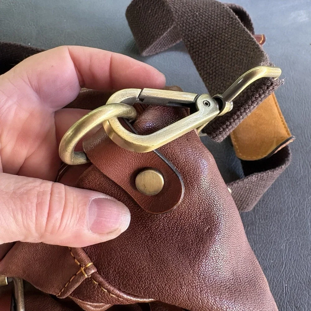 Sundance Brown Leather Hobo Handbag Purse Crossbody Bag Made In Italy Distressed